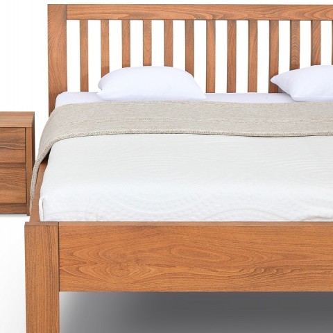 Postel z masivu BELNA Buk detail hlavového čela (1)