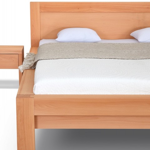 Postel z masivu CAPRI detail hlavového čela (1)