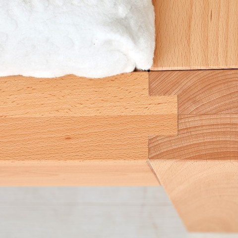 Postel z masivu CAPRI detail nožního čela (1)