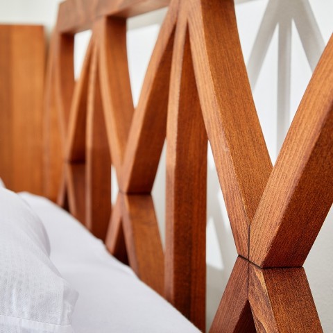 Postel z masivu FIONA Buk detail hlavového čela (3)